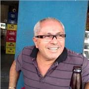 Sou professor de inglês e tradutor a mais de 39 anos, com vasta experiência na matéria, portanto sinto-me capacitado para ensinar o básico, intermediário e avançado. 
Obs: no momento estou morando no Rio de Janeiro-Rj. Campo Grande